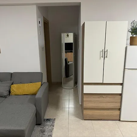 Lägenhet Sleek Larnaca
